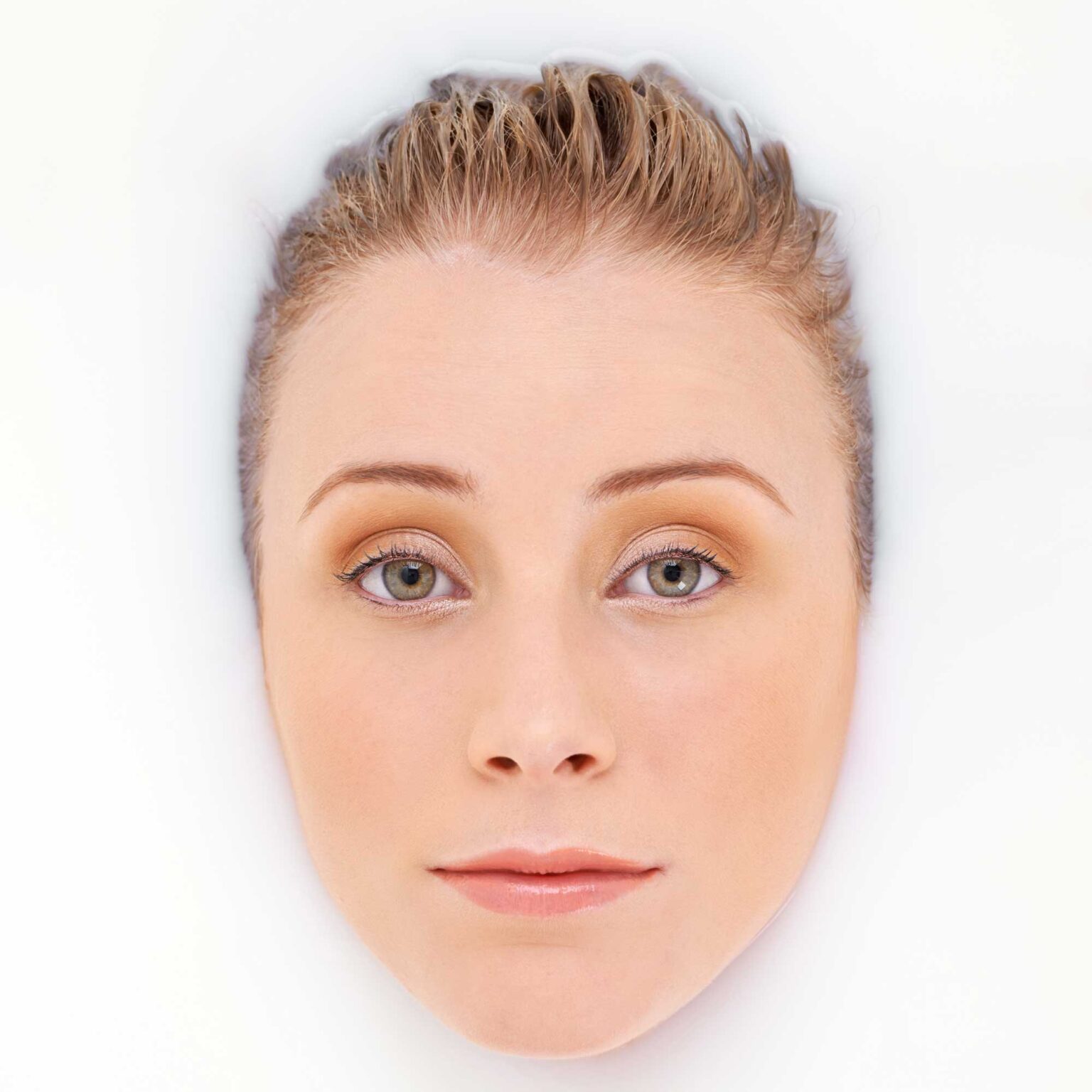 How Skin Absorbs Skincare Products for Maximum Effect