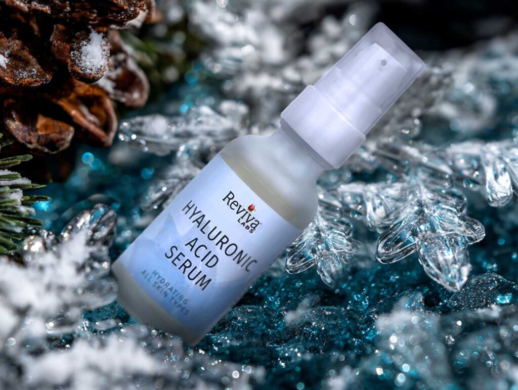 macro shot of hyaluronic acid serum bottle gli 336ecb7d 73ee 4e75 b7c1 71420bf7a7d4 1