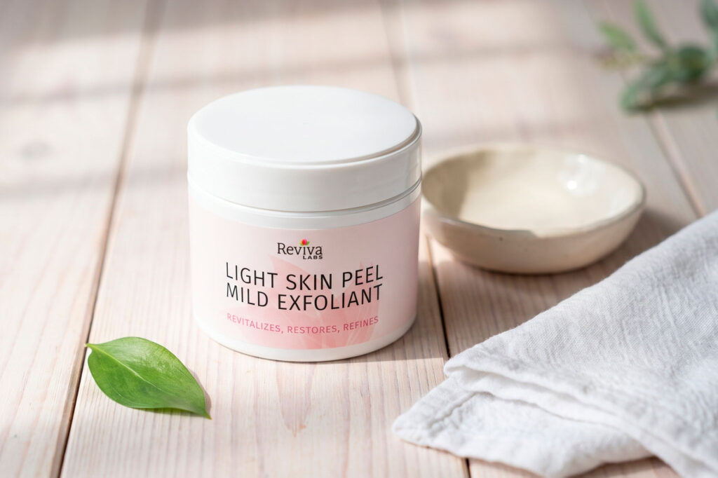 Reviva Labs Light Skin Peel Mild Exfoliant jar